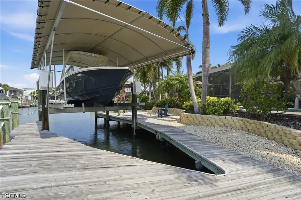 20 Bayview Boulevard Fort Myers Beach FL 33931