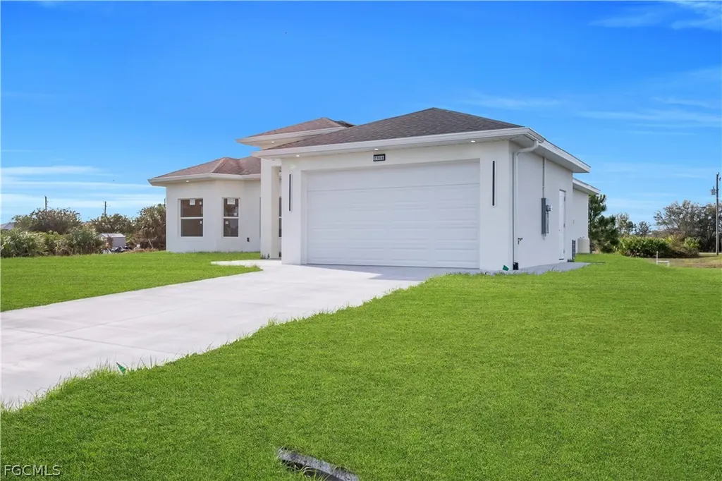 2909 63rd Street W Lehigh Acres FL 33971