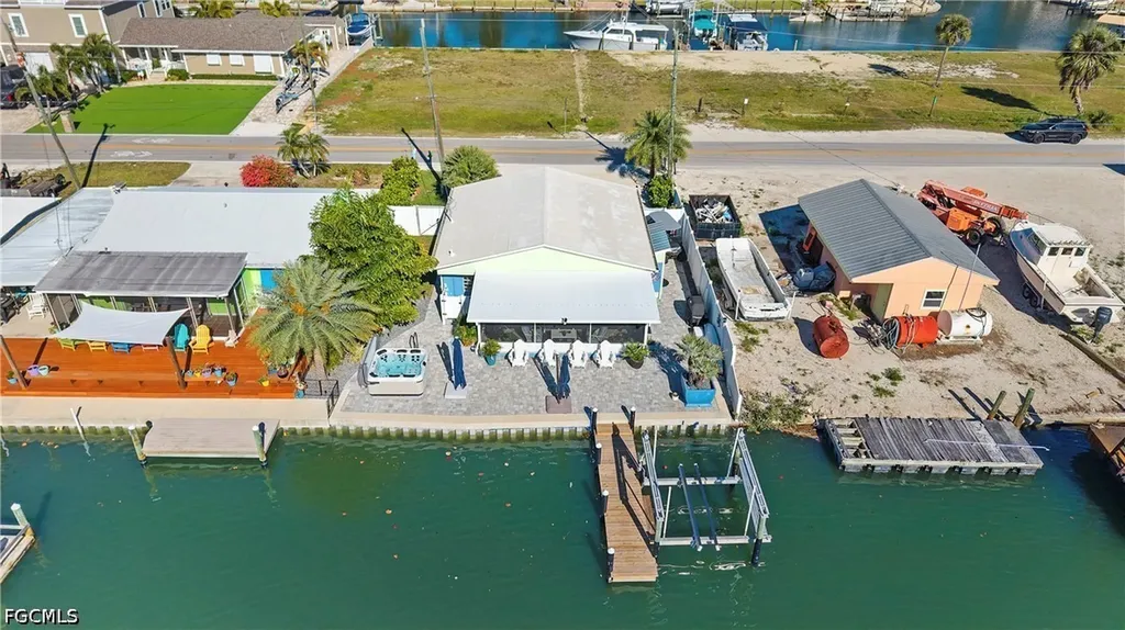 2181 Oleander Street St. James City FL 33956