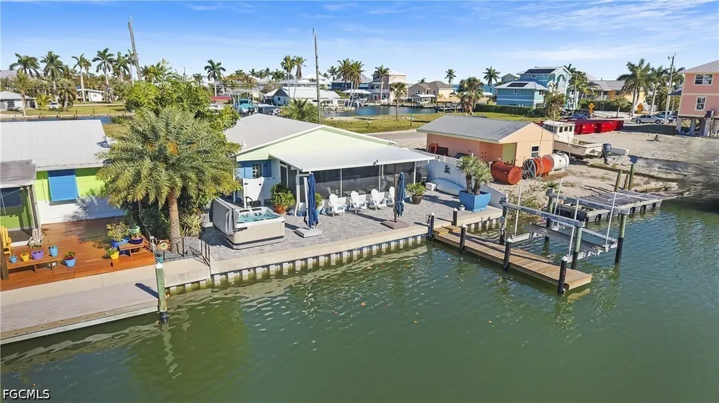 2181 Oleander Street St. James City FL 33956