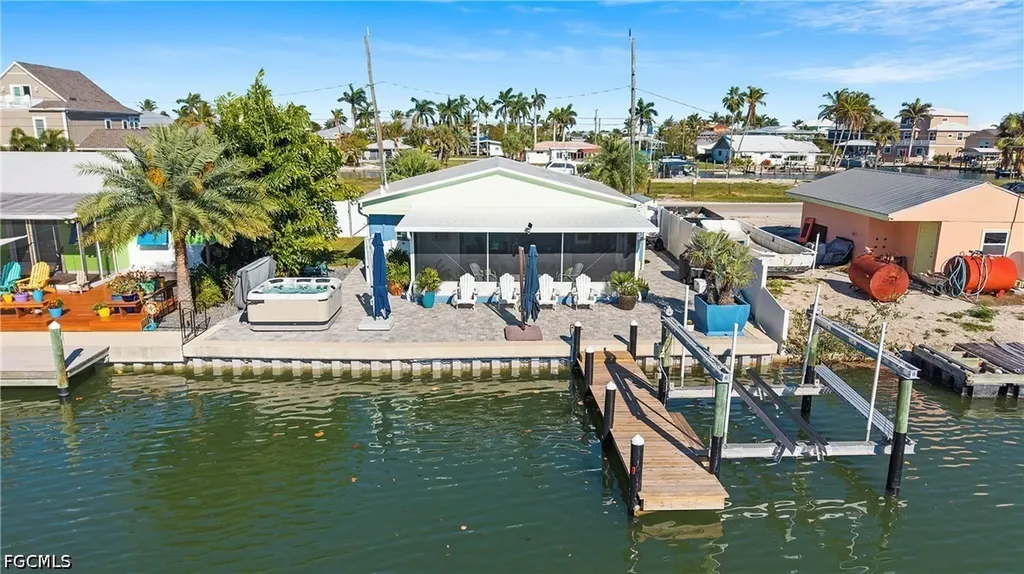 2181 Oleander Street St. James City FL 33956