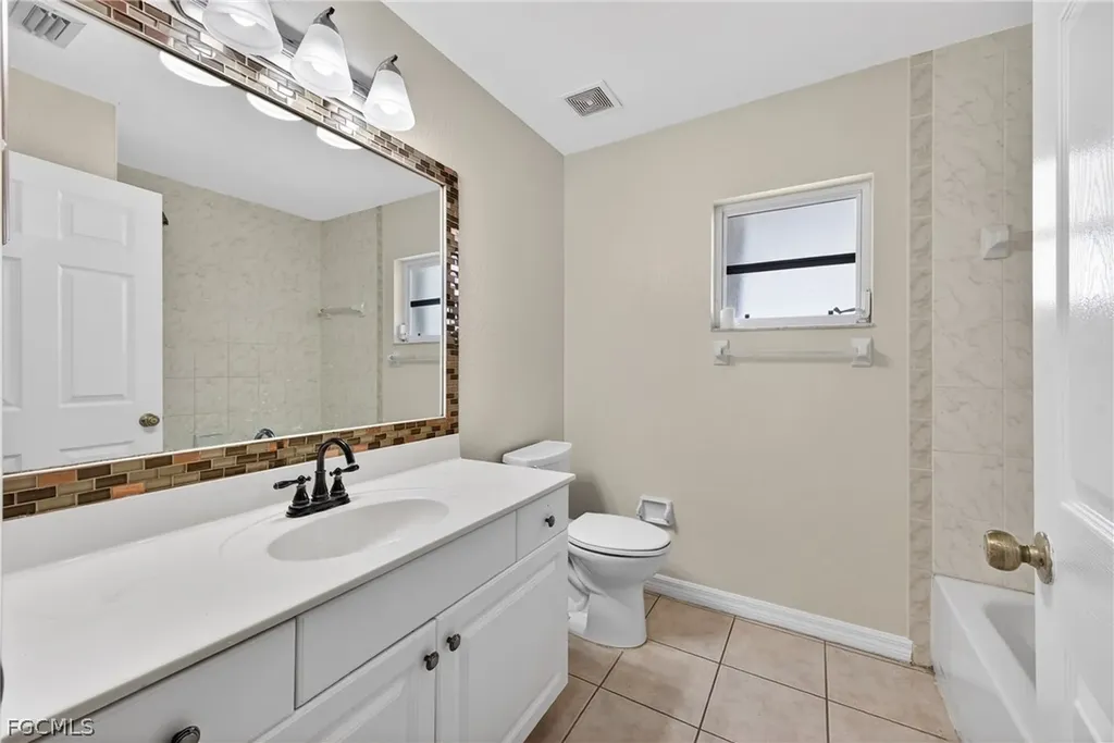 6890 Circle Drive Fort Myers FL 33905