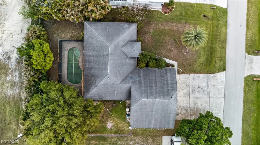 6890 Circle Drive Fort Myers FL 33905