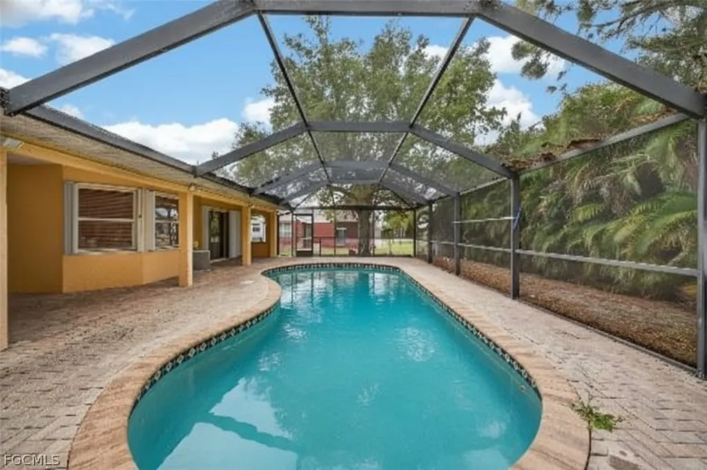 6890 Circle Drive Fort Myers FL 33905