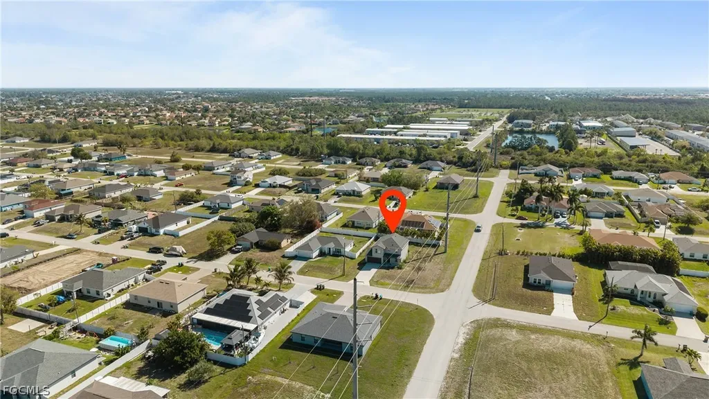 2719 NE 6th Place Cape Coral FL 33909