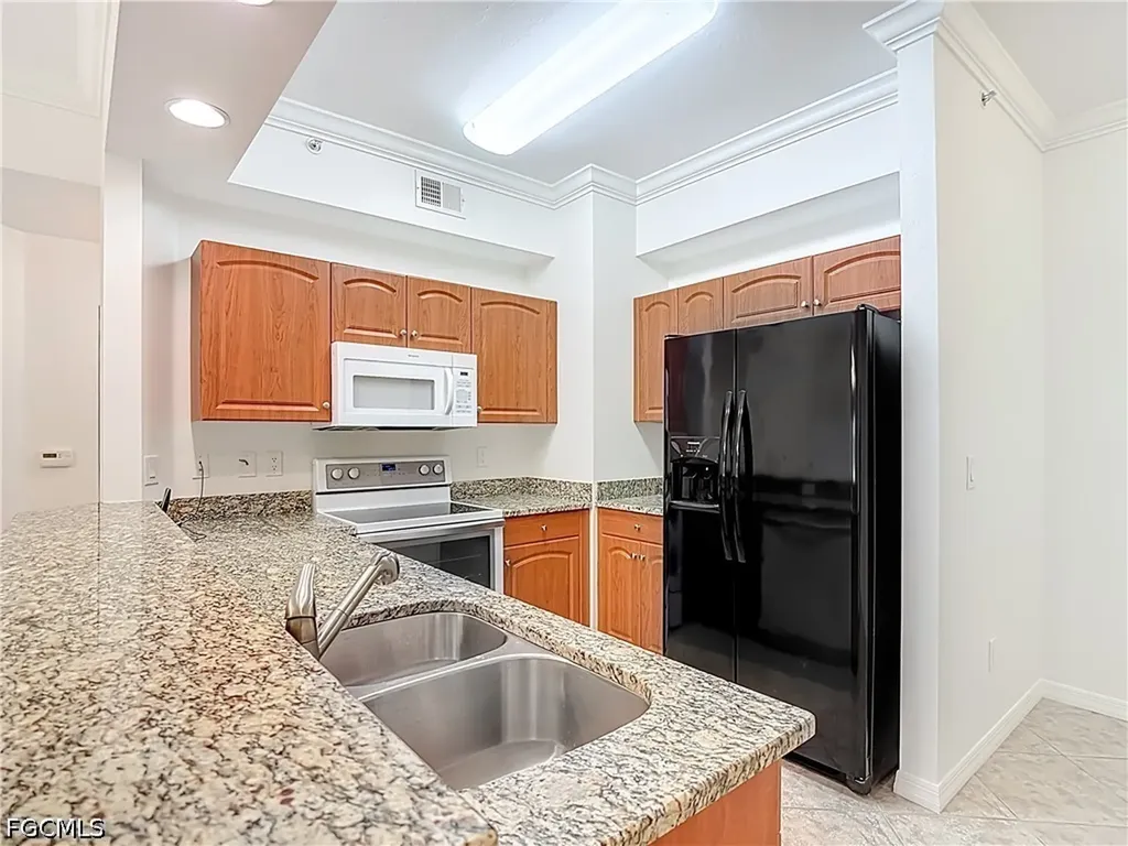 1108 Winding Pines Circle Cape Coral FL 33909