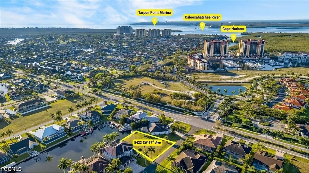 5423 SW 17th Avenue Cape Coral FL 33914