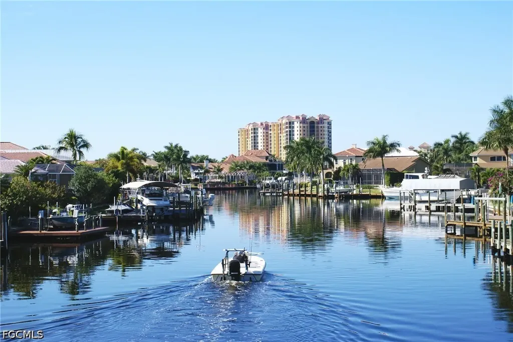 5423 SW 17th Avenue Cape Coral FL 33914