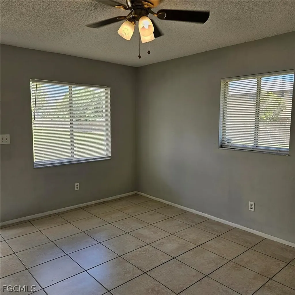 13927/13929 1st Street Fort Myers FL 33905