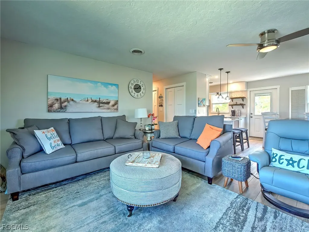 120 Mockingbird Lane Englewood FL 34223