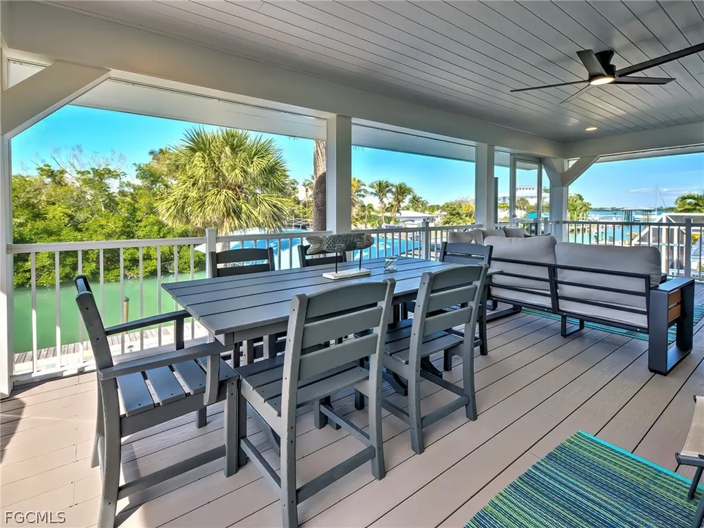 120 Mockingbird Lane Englewood FL 34223