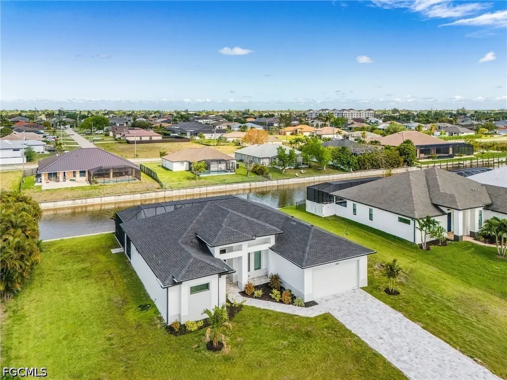 1215 SW 21st Avenue Cape Coral FL 33991