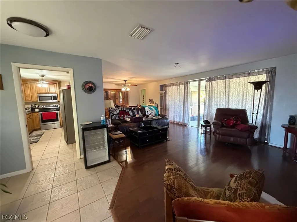 3109 SE 8th Place Cape Coral FL 33904