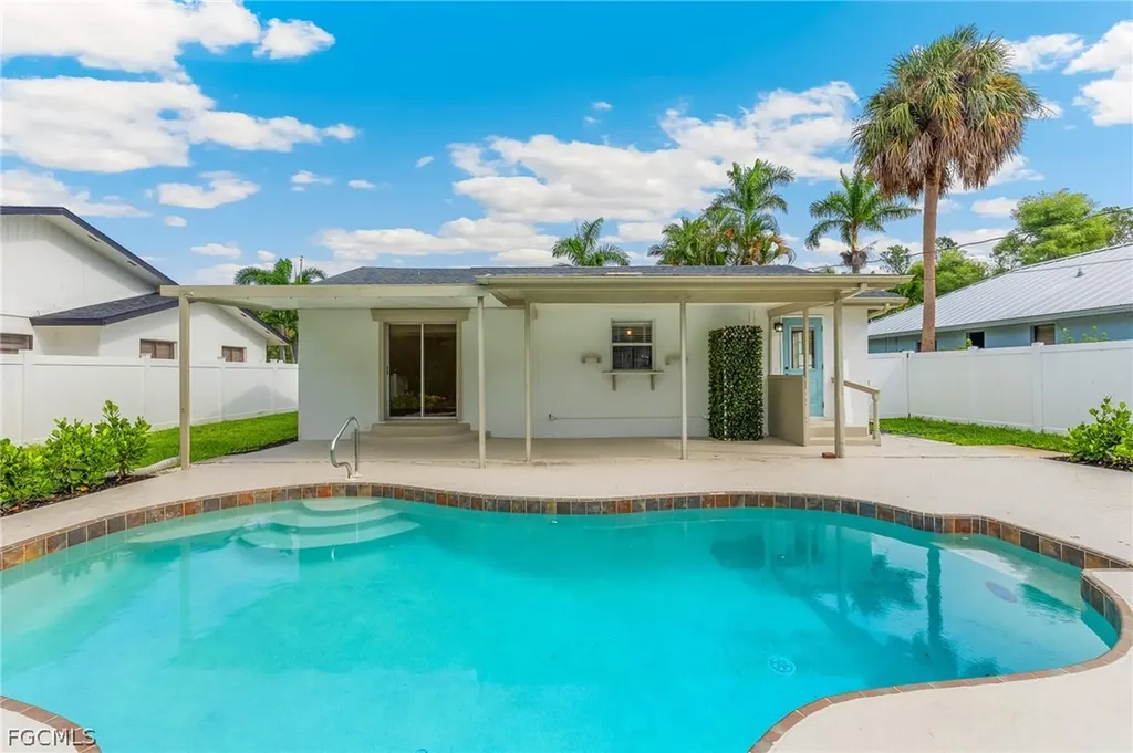 1342 Alhambra Drive Fort Myers FL 33901