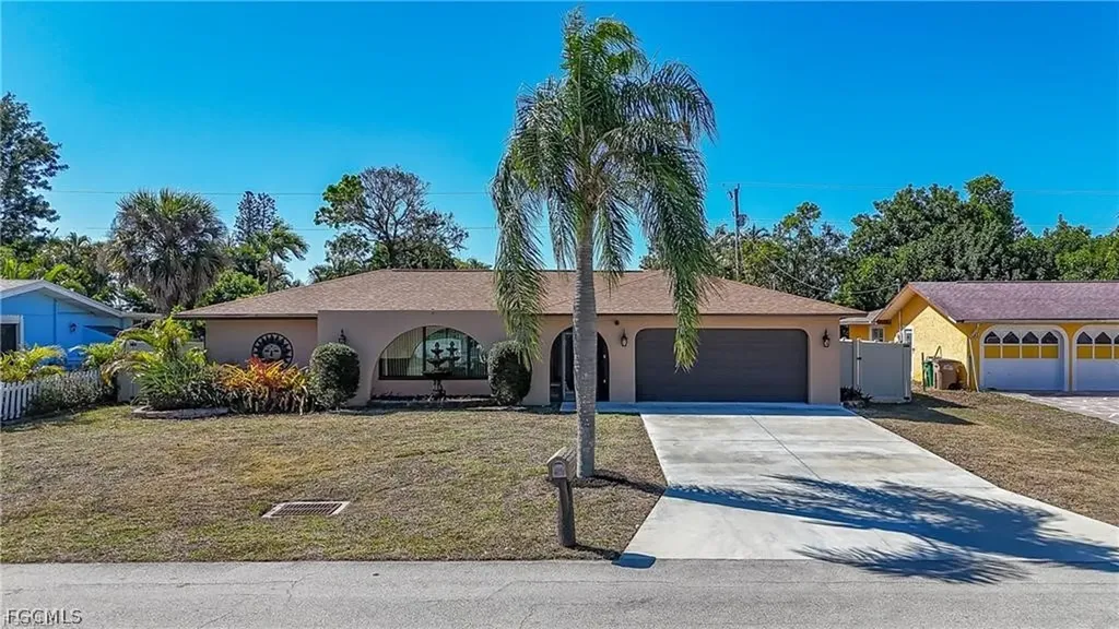 1314 SE 43rd Terrace Cape Coral FL 33904