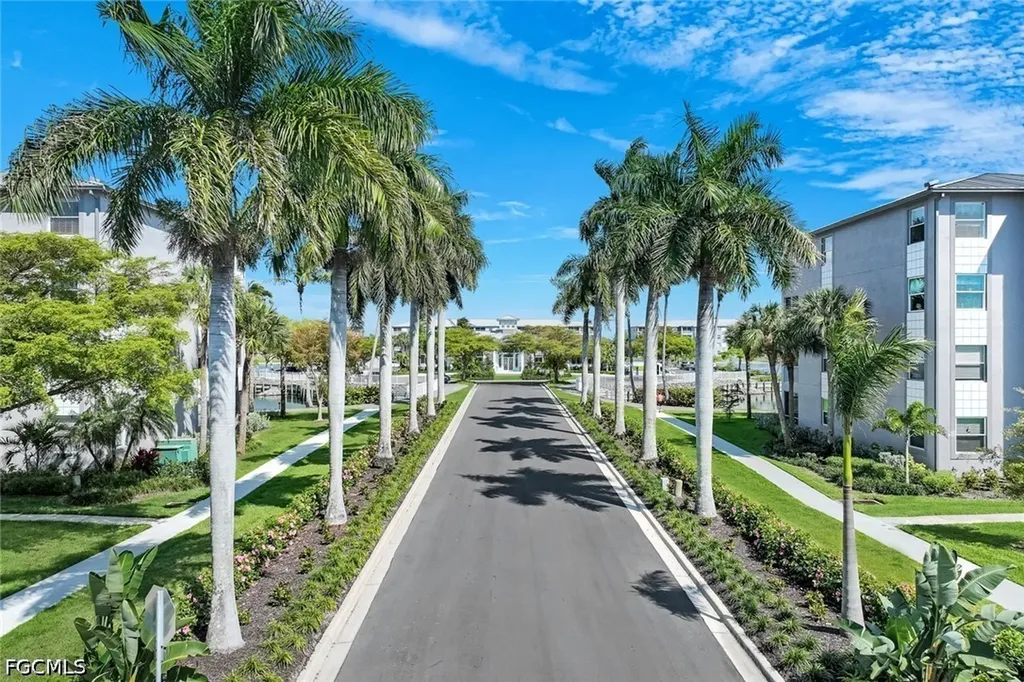 16615 Lake Circle Drive Fort Myers FL 33908