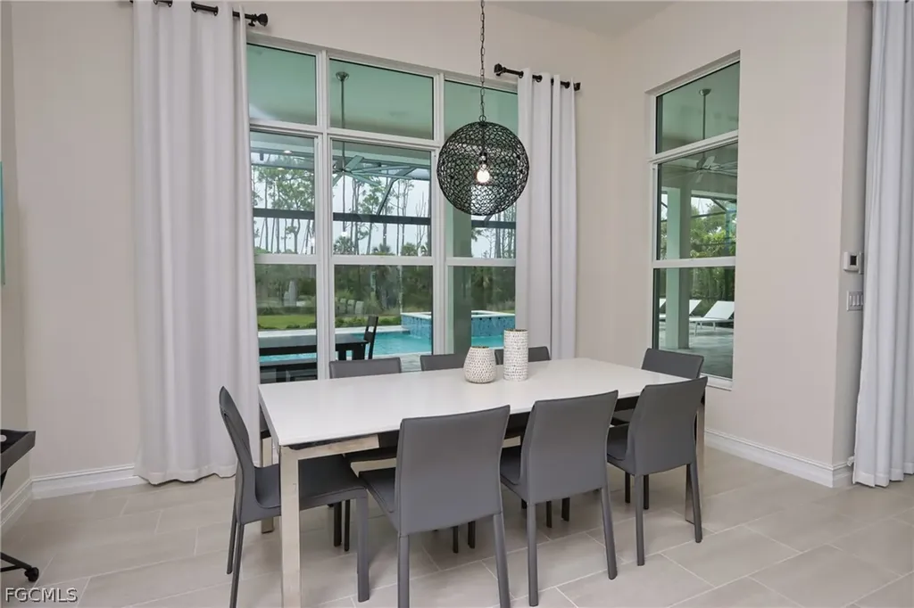6262 Union Island Way Naples FL 34113