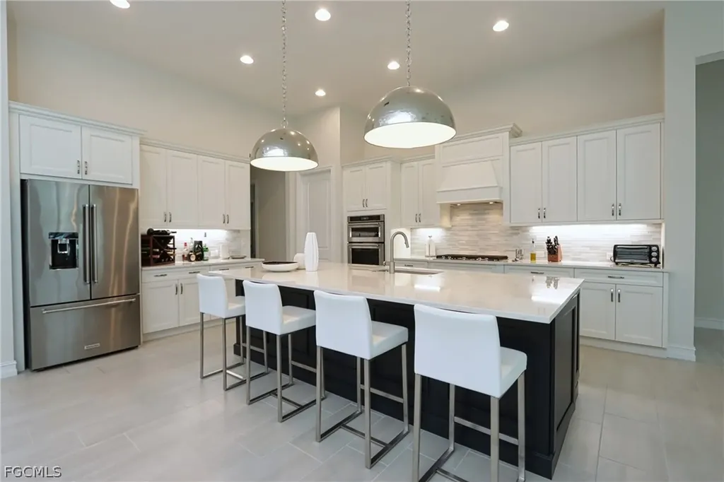 6262 Union Island Way Naples FL 34113