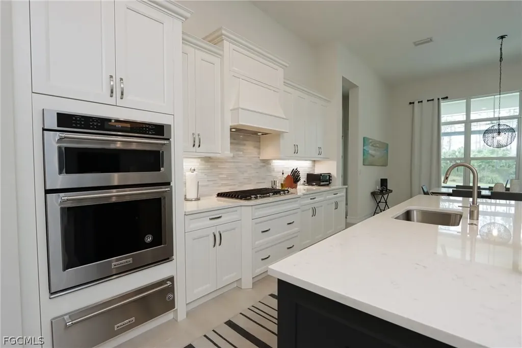 6262 Union Island Way Naples FL 34113