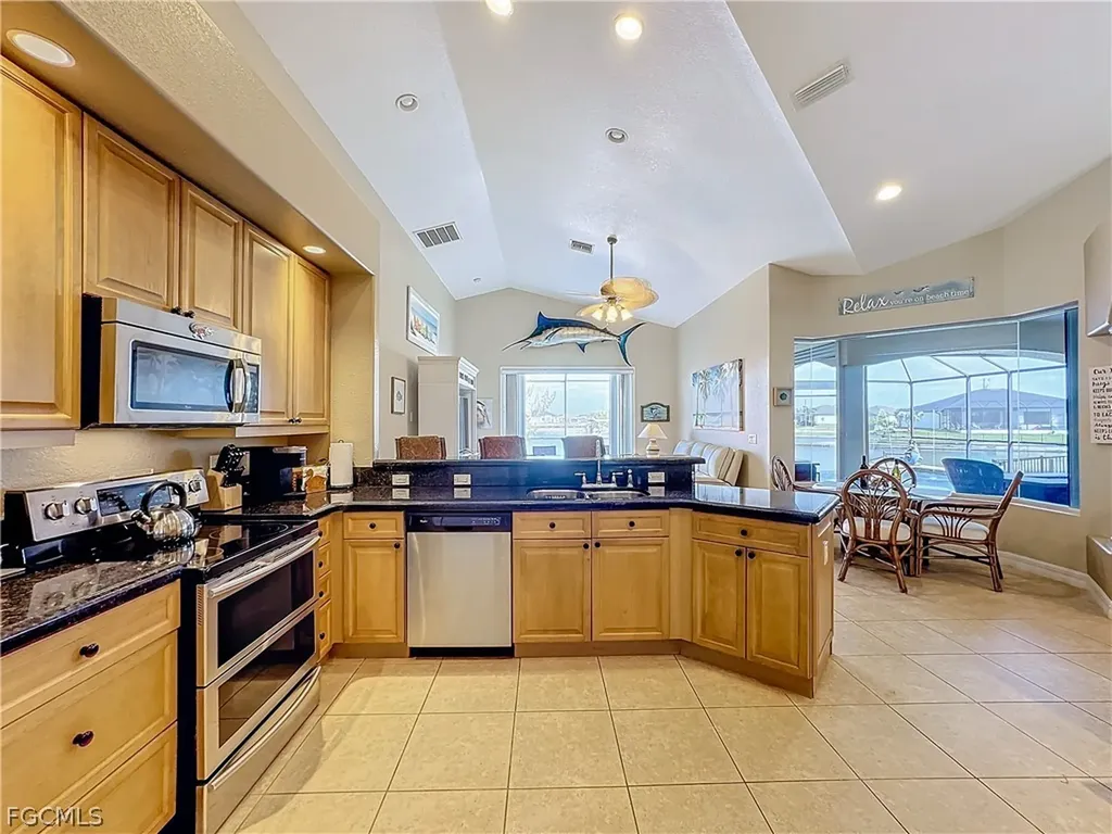 2115 Old Burnt Store Road N Cape Coral FL 33993