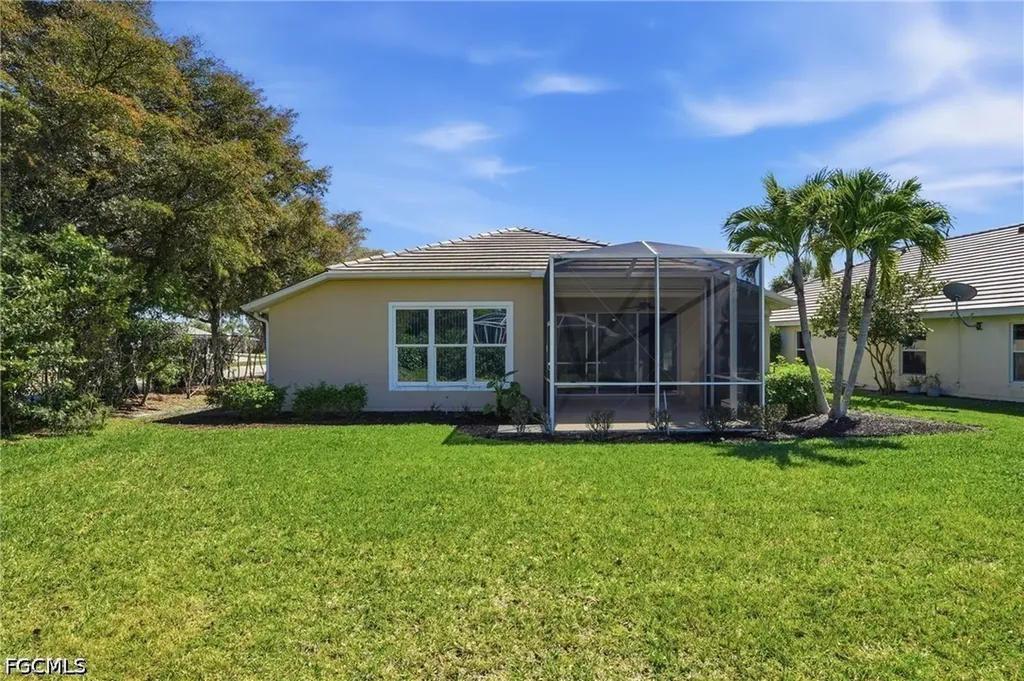 2457 Sutherland Court Cape Coral FL 33991