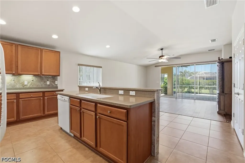 2457 Sutherland Court Cape Coral FL 33991