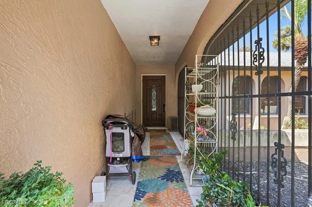 609 Jefferson Avenue Lehigh Acres FL 33936