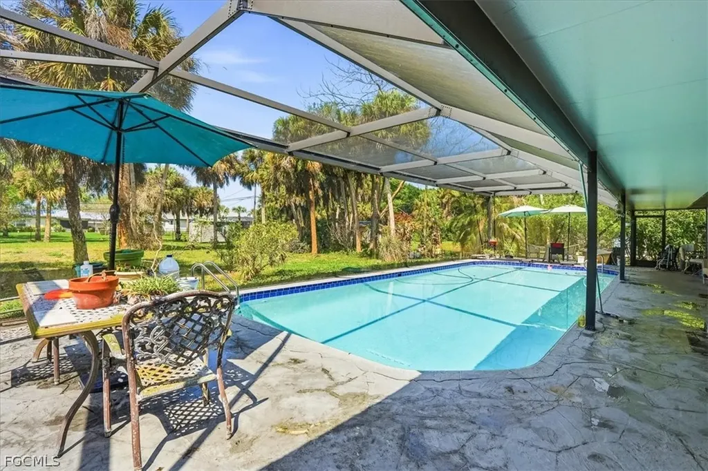609 Jefferson Avenue Lehigh Acres FL 33936