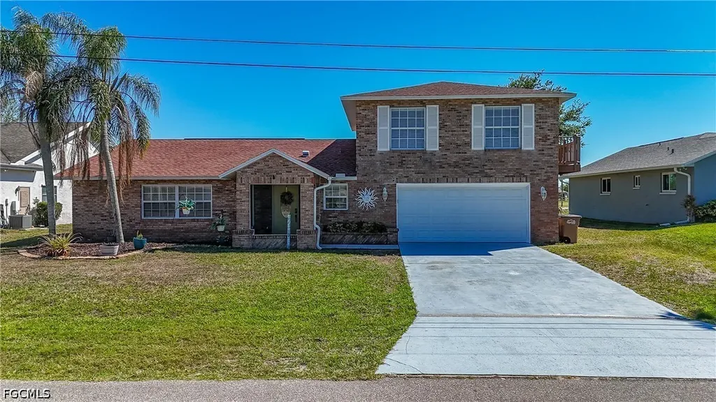 238 SE 9th Terrace Cape Coral FL 33990