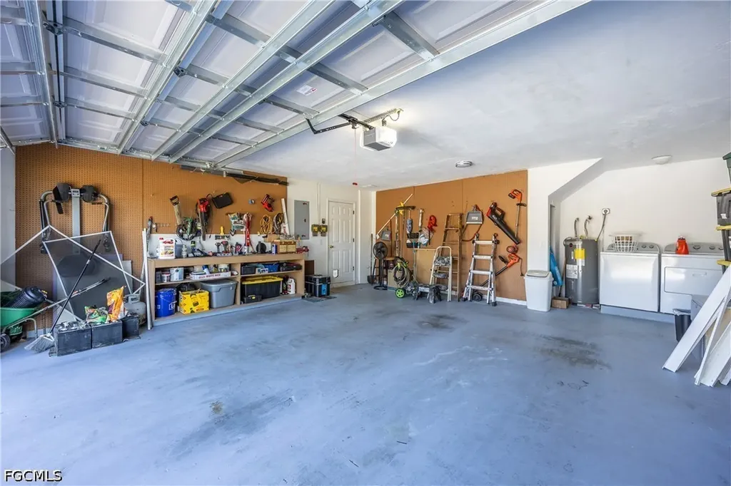 238 SE 9th Terrace Cape Coral FL 33990