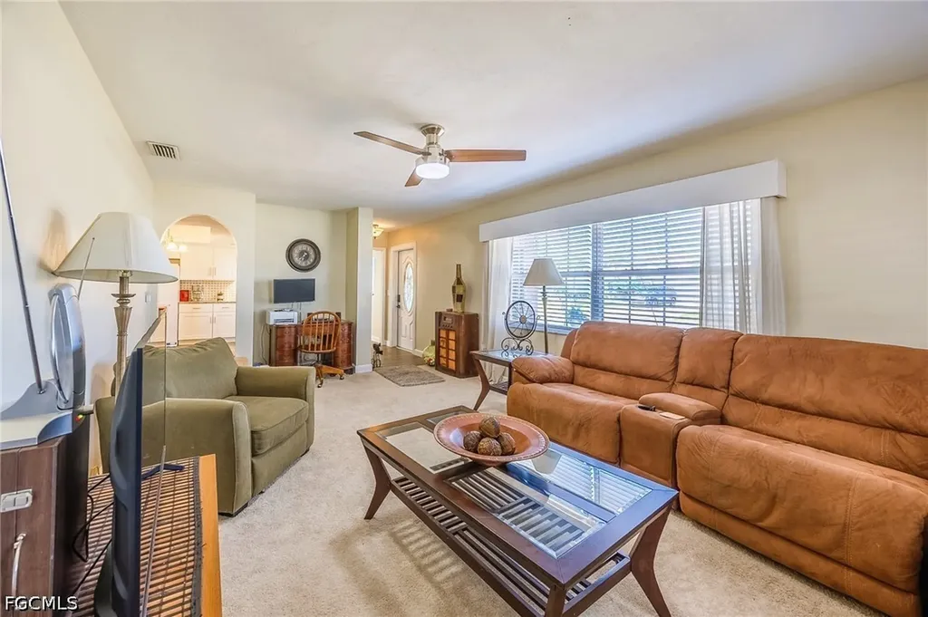 238 SE 9th Terrace Cape Coral FL 33990