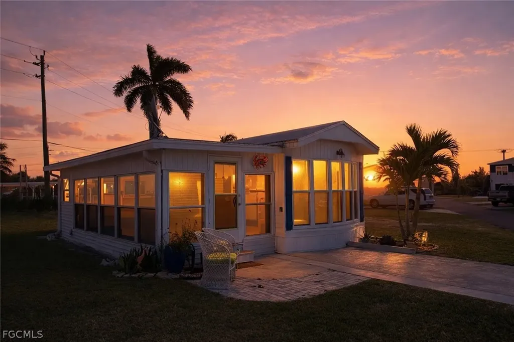 19681 Summerlin Road Fort Myers FL 33908