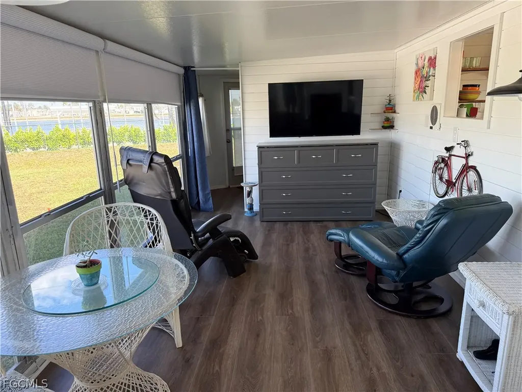 19681 Summerlin Road Fort Myers FL 33908
