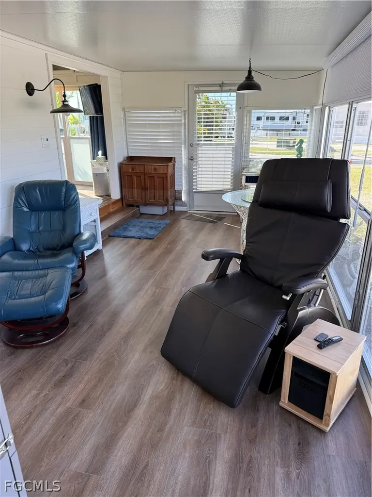 19681 Summerlin Road Fort Myers FL 33908