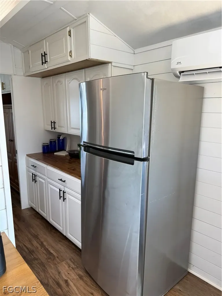 19681 Summerlin Road Fort Myers FL 33908