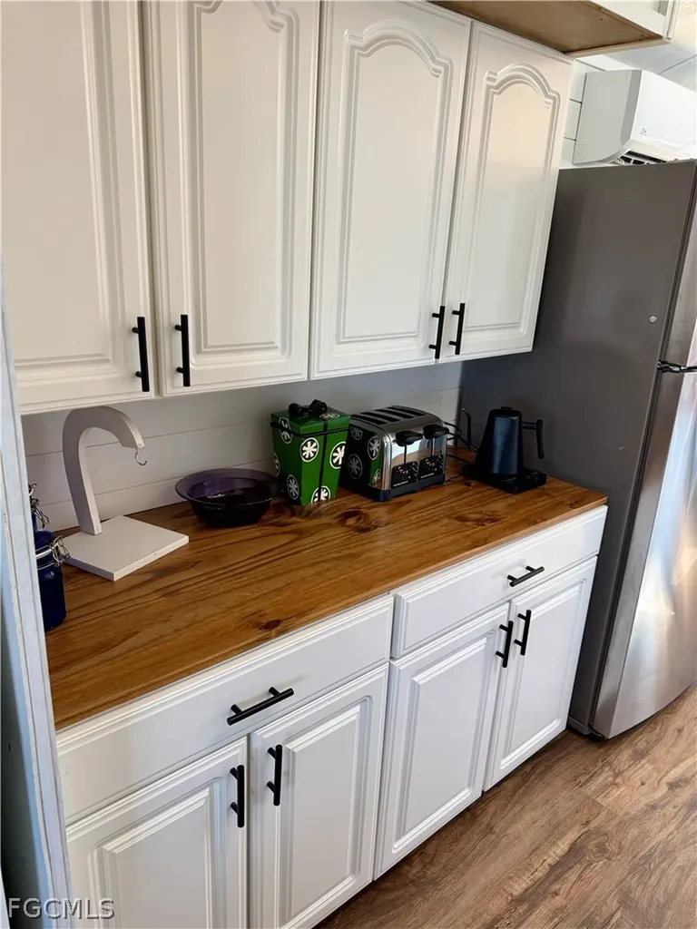 19681 Summerlin Road Fort Myers FL 33908