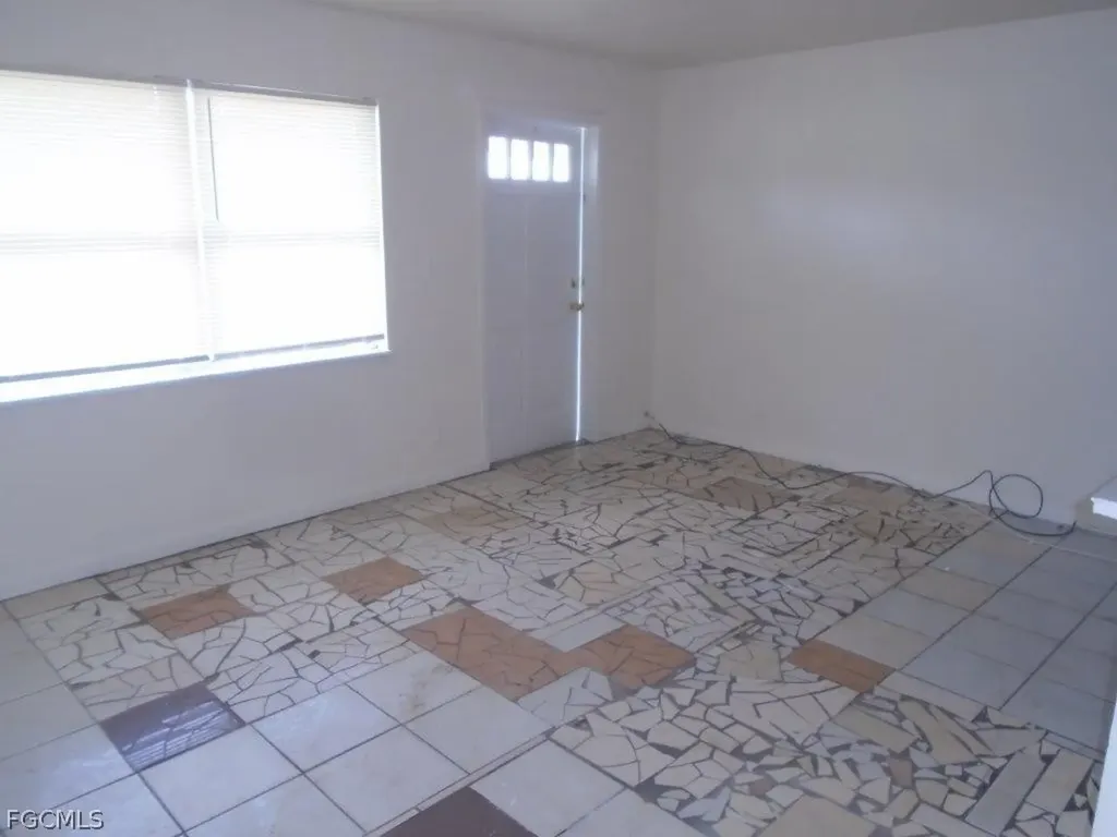5522 2nd Avenue Fort Myers FL 33907