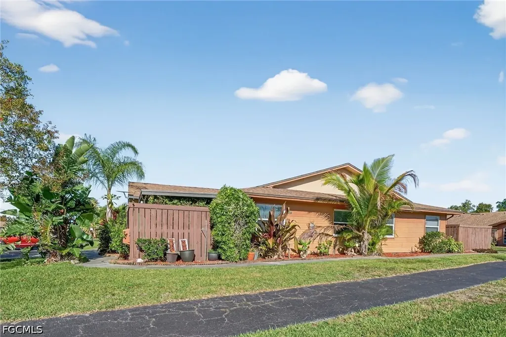 17313 Birchwood Lane Fort Myers FL 33908