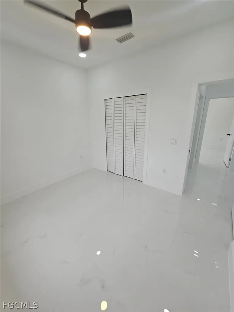 537 Hawthorne Avenue S Lehigh Acres FL 33974