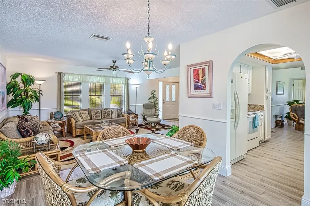 5036 SW 9th Place Cape Coral FL 33914