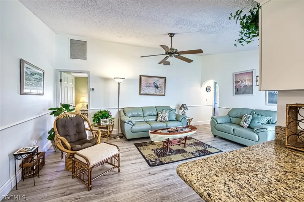 5036 SW 9th Place Cape Coral FL 33914