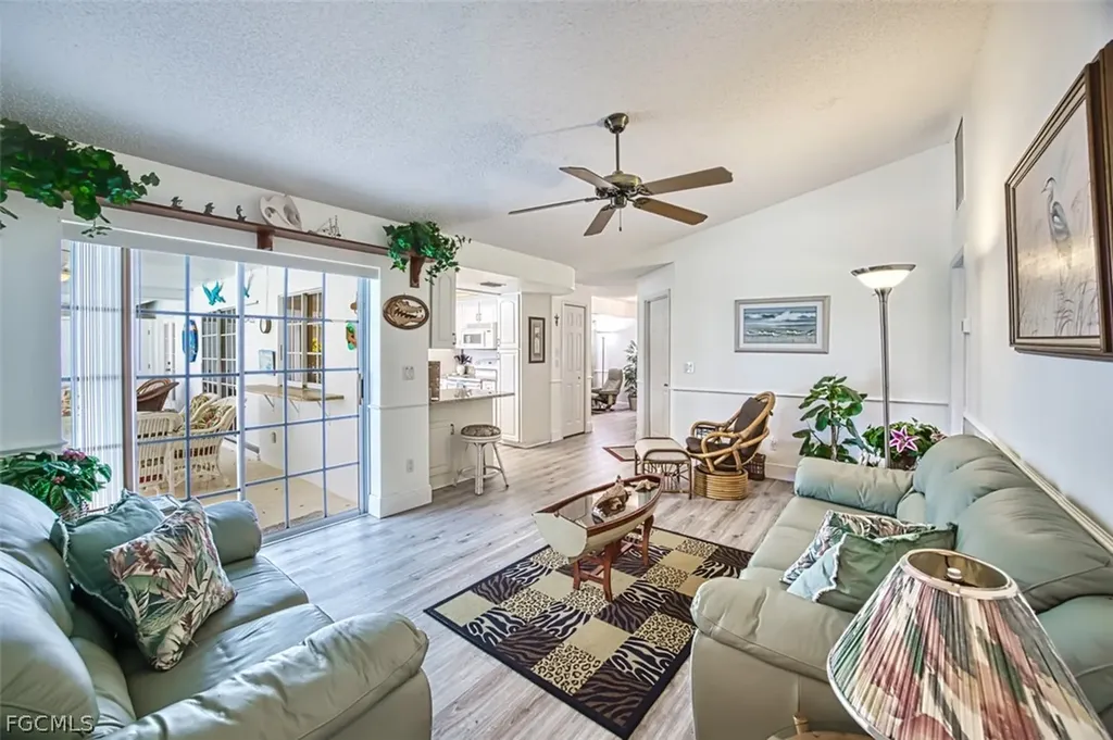 5036 SW 9th Place Cape Coral FL 33914
