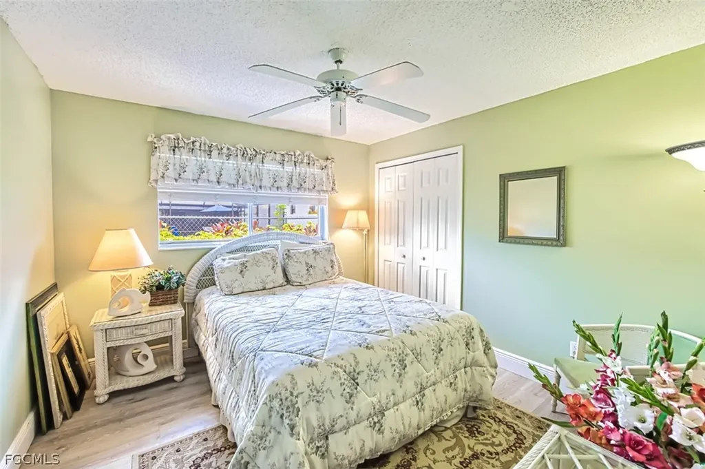 5036 SW 9th Place Cape Coral FL 33914