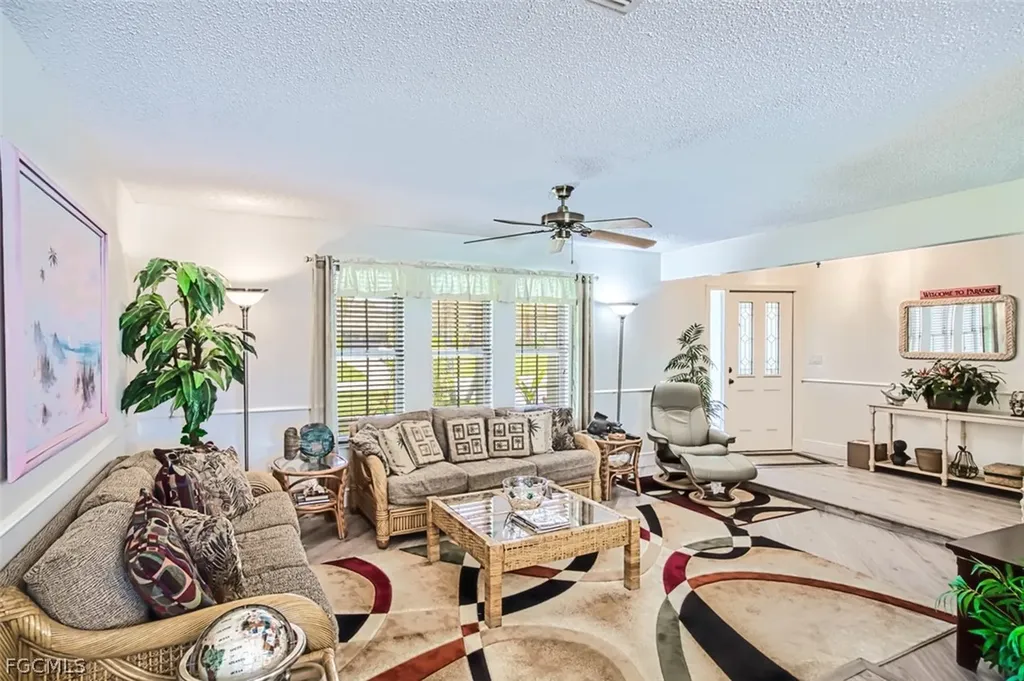 5036 SW 9th Place Cape Coral FL 33914