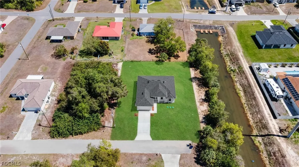 100 Denis Avenue N Lehigh Acres FL 33971