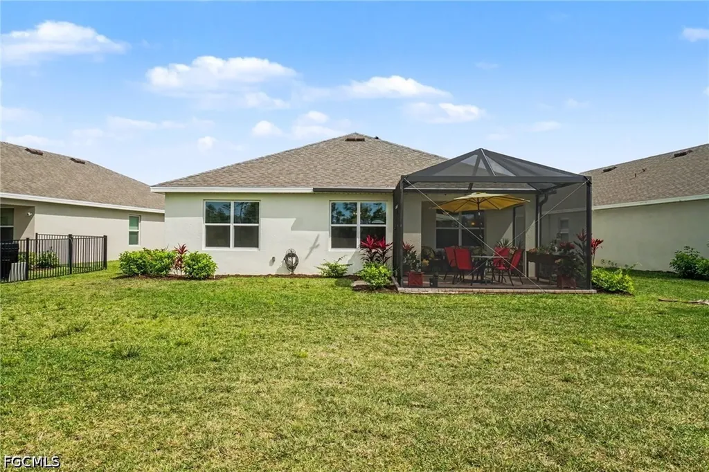 20316 Camino Torcido Loop North Fort Myers FL 33917