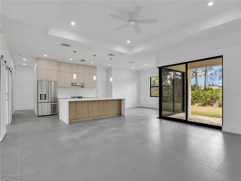 11153 Carnegie Avenue Englewood FL 34224
