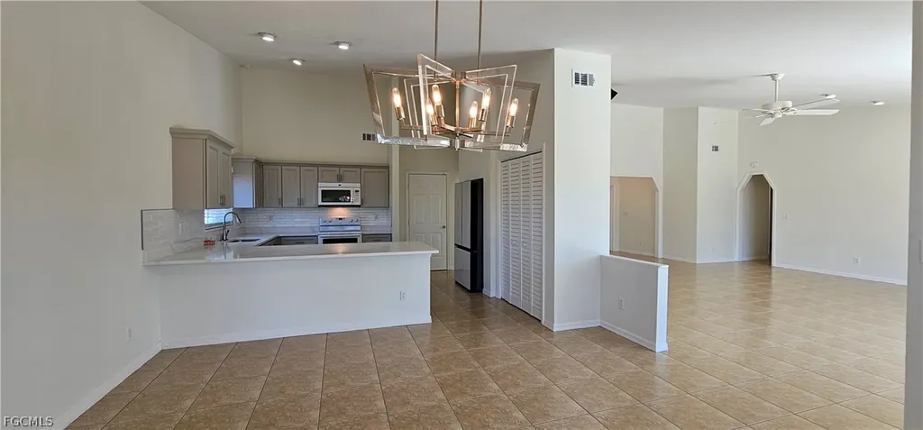 420 SE 15th Terrace Cape Coral FL 33990