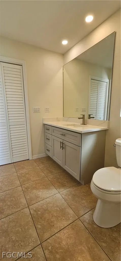 420 SE 15th Terrace Cape Coral FL 33990