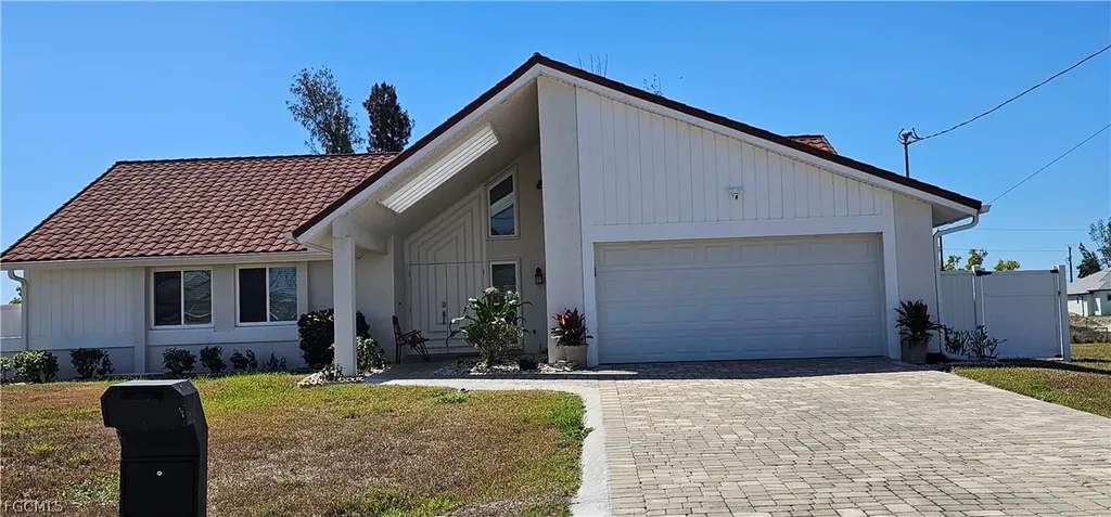 420 SE 15th Terrace Cape Coral FL 33990